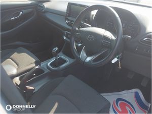 Hyundai i30 Hatchback SE Connect - Image 4