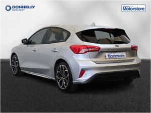Ford Focus Diesel Hatchback ST-Line X Edition - Image 3