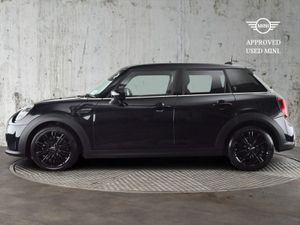 MINI HATCH 5-door Cooper Exclusive - Image 3