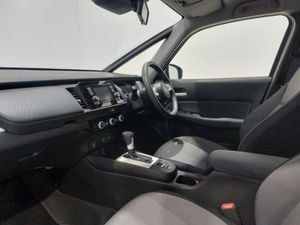Honda Jazz Hatchback SE - Image 2