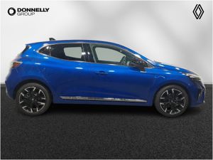 Renault Clio Hatchback Techno - Image 4