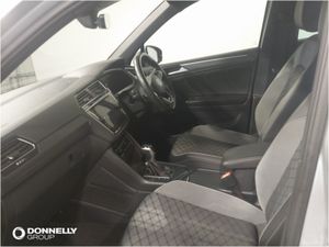 Volkswagen Tiguan Estate Special Edition R-Line Ed - Image 3