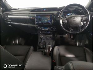 Toyota Hilux Diesel Invincible X - Image 4