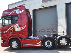 2019 SCANIA S500 6X2 WITH REAR LIFT AXLE, - Image 4