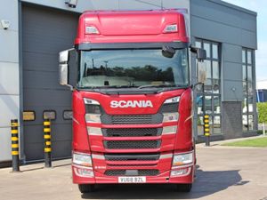2019 SCANIA S500 6X2 WITH REAR LIFT AXLE, - Image 2