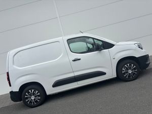 2019 OPEL COMBO 1.6 CDTI 3 SEAT CVRT - Image 3