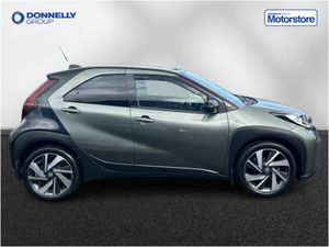 Toyota Aygo X Hatchback Edge - Image 3