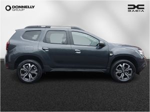 Dacia Duster Estate Journey - Image 3