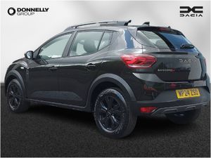 Dacia Sandero Stepway Hatchback Extreme - Image 2