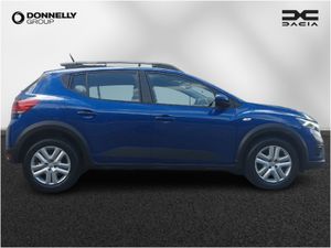 Dacia Sandero Stepway Hatchback Expression - Image 2