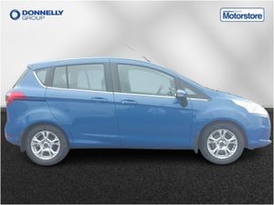Ford B-Max Hatchback Zetec - Image 4