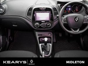 Renault Captur 0.9 TCe 90 Iconic. Very Low Kms - Image 4
