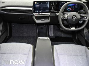 Renault Megane E-Tech Ev40 130hp Techno - Image 3