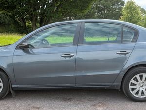 Volkswagen Passat 1.6 TDI BLUEMOTION - Image 4
