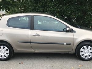 Renault Clio 1.2 16V ROYALE 43K KMS - Image 3