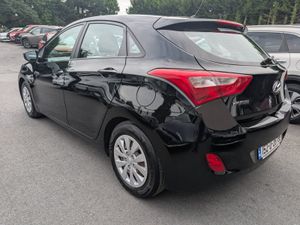 2015 Hyundai i30 1.6d - Image 2
