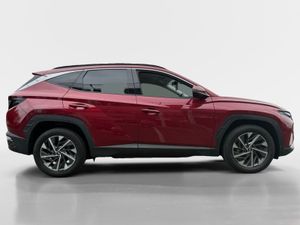 Hyundai Tucson 2WD Executive Plus - Image 2