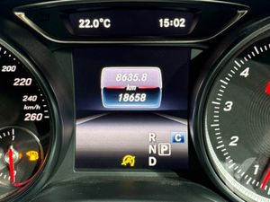 Mercedes-Benz GLA 1.6 AUTOMATIC - Image 4