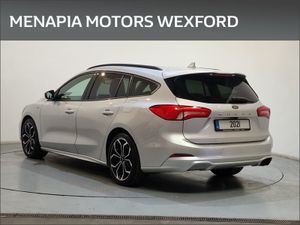 Ford Focus 1.0l Ecoboost 125PS St-line Auto Estate - Image 4