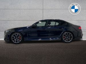 BMW M5 Saloon - Image 4