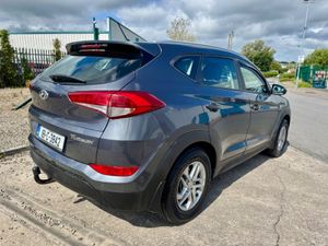 Hyundai Tucson 2018 comfort plus model - Image 3
