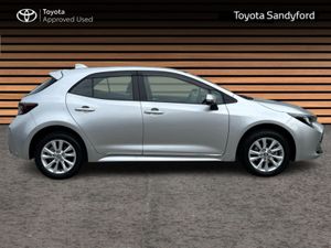 Toyota Corolla HYBRID LUNA HATCHBACK // REAR CAMER - Image 3