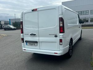 Renault Trafic Extra Sport 170hp 9speed Auto - Image 3