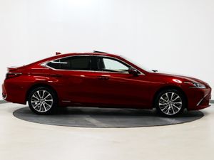 *17* 2021 Lexus ES 2.5 cvt automatic - Image 3