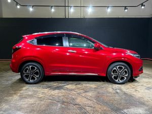 Honda Vezel 1.5 HYBRID AUTOMATIC - HEATED SEATS - - Image 3