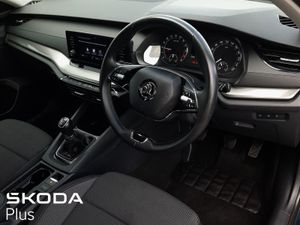 Skoda Octavia Ambition Model  2.0tdi 115HP - Image 4