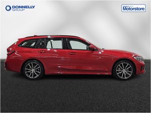 BMW 3 Series Touring Sport Pro - Image 4
