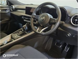 Alfa Romeo Tonale Hatchback Sprint - Image 4