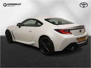 Toyota Gr86 Coupe - Image 3