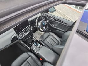 BMW IX3 80KWH M SPORT **SUNROOF + HUGE SPEC!!** - Image 4