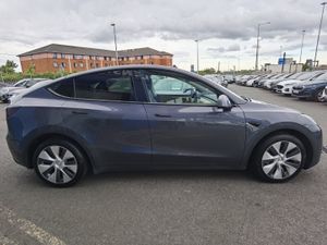 TESLA MODEL Y LONG RANGE DUAL MOTOR AWD - Image 4