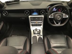 Mercedes-Benz SLC-Class Slc250 D AMG Line - Image 4