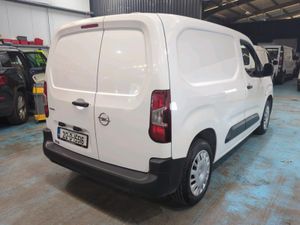Opel Combo Edition 2000 L1H1 1.5(100PS)D - Image 2