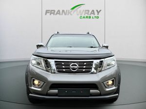 2017 NISSAN NAVARA TEKNA DCI AUTOMAATIC**NO VAT** - Image 2
