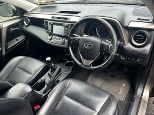 2015 TOYOTA RAV 4 2.0D4D SOL TOP SPEC - Image 4