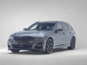 BMW 3 Series 330E M Sport Xdrive  pan Roof - Image 3