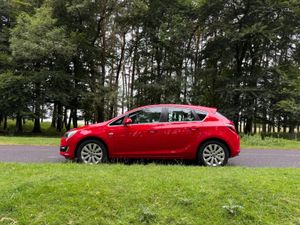 Opel Astra 2015 Diesel Automatic - Image 4