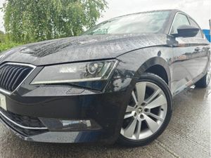 Skoda Superb NATIONWIDE WARRANTY INCLUDED! - Image 4