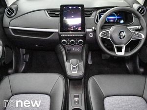 Renault Zoe R135 Z.E 50 GT Line CCS Rapid Charge - Image 2