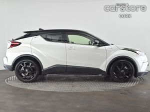 Toyota C-HR 1.8 Hybrid Auto - Image 3