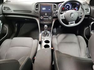 Renault Megane 1.3 TCe 140 GPF Play - Image 4