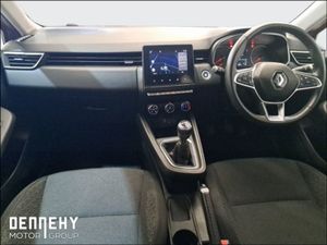 Renault Clio Iconic TCe 100 My19  71.00 per Week - Image 3