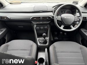 Dacia Sandero Stepway Essential 1.0 TCE 90 BHP 5D - Image 2