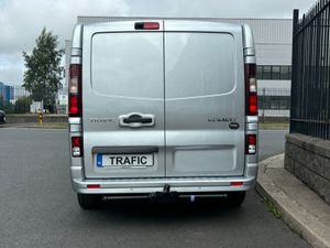 Renault Trafic Extra Sport 170hp 9speed Auto TOP - Image 4