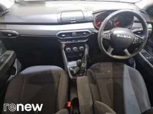 Dacia Sandero TCe 90 Essential - Image 3