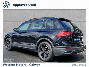 Volkswagen Tiguan 2.0 TDI 122HP  life  Rear Camer - Image 3